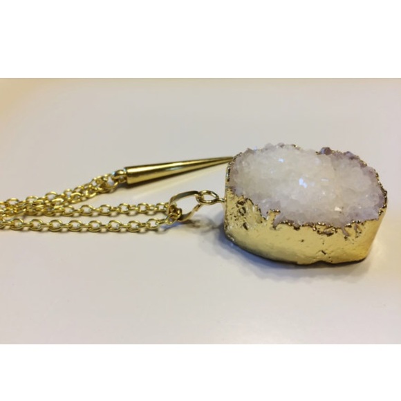 Layered Druzy Quartz Necklace - Picture 2 of 2